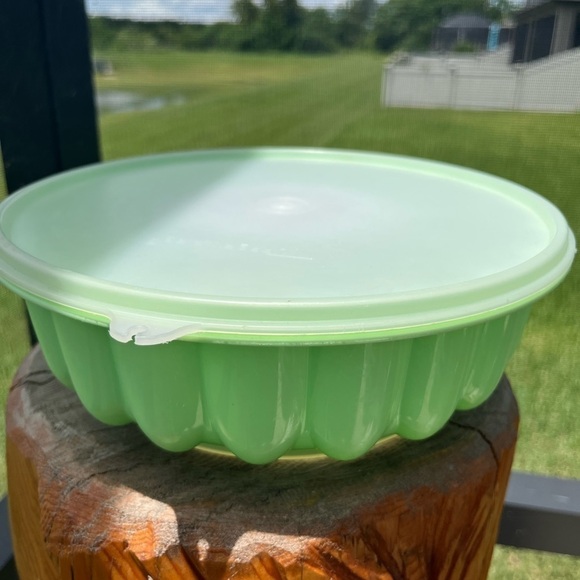 Tupperware Jello Ice Cream Fluted Mold VTG - Picture 2 of 7
